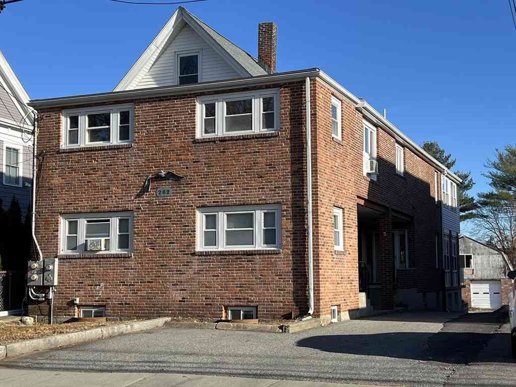 Apartment For Rent - 262 Nevada St #A<br/> Newton, MA 02460