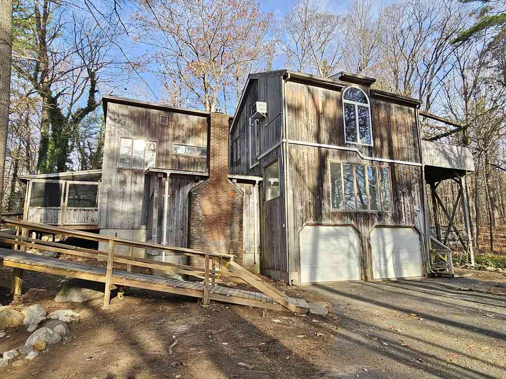 Homes For Sale - 16 Juckett Hill Dr<br/> Belchertown, MA 01007