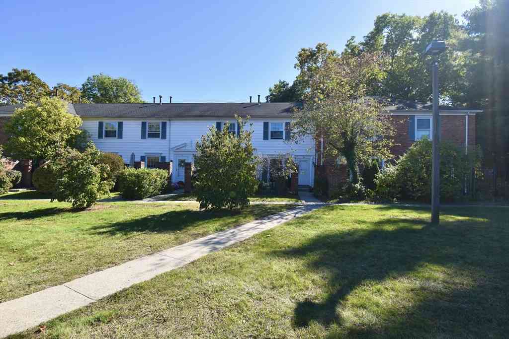 Condo For Rent - 15 Yorktown Drive #15<br/> Springfield, MA 01106
