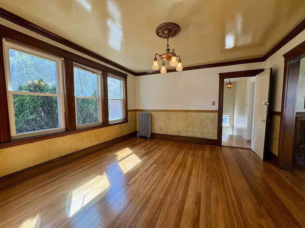 Apartment For Rent - 155-157 Hillside St #2<br/> Boston, MA 02120