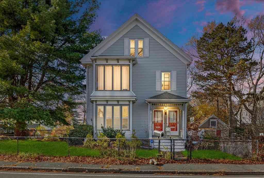 Multifamily For Sale - 397 Ash St<br/> Brockton, MA 02301