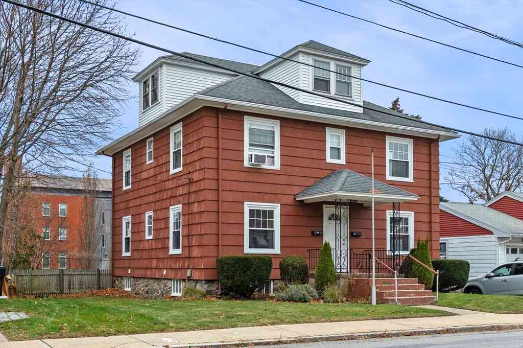 Apartment For Rent - 38 Raymond Road #1<br/> Salem, MA 01970