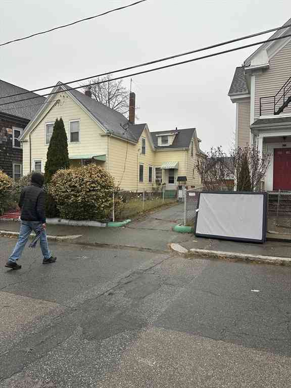 Multifamily For Sale - 65 Tremont St<br/> Brockton, MA 02301