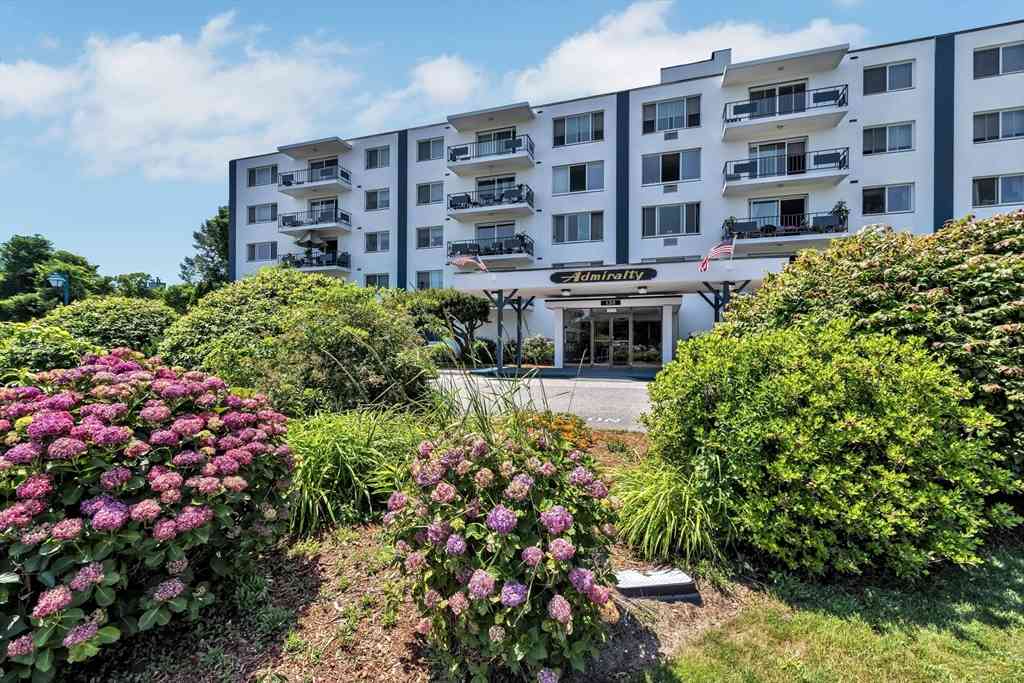 Apartment For Rent - 135 Scranton Ave #406<br/> Falmouth, MA 02536
