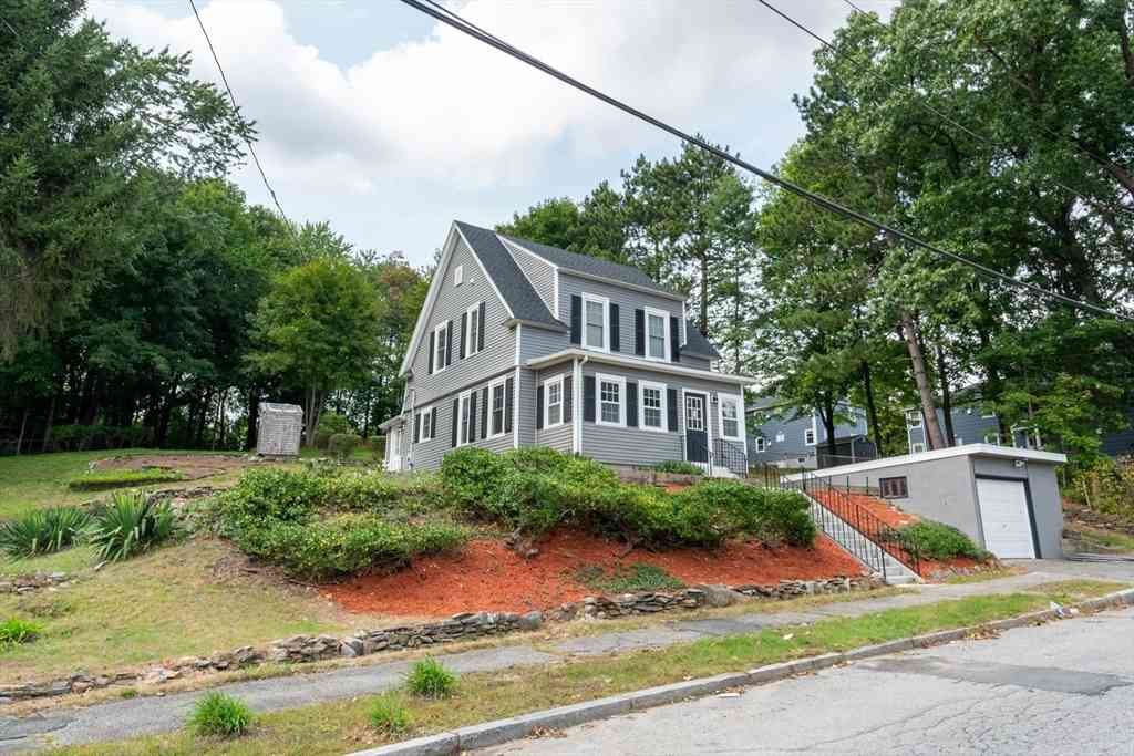 Homes For Sale - 45 Goldthwaite Rd<br/> Worcester County, Worcester, MA 01605