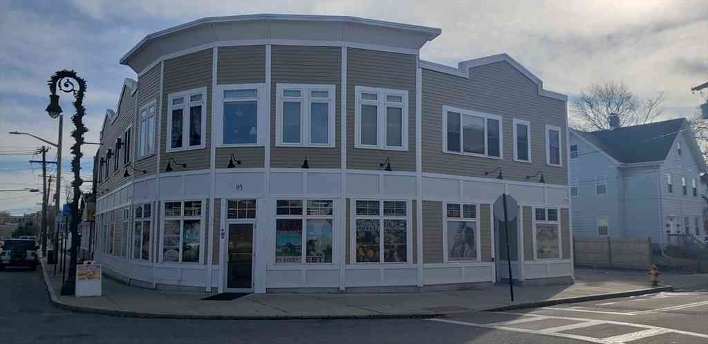 Apartment For Rent - 95 Park Street #2<br/> Attleboro, MA 02703