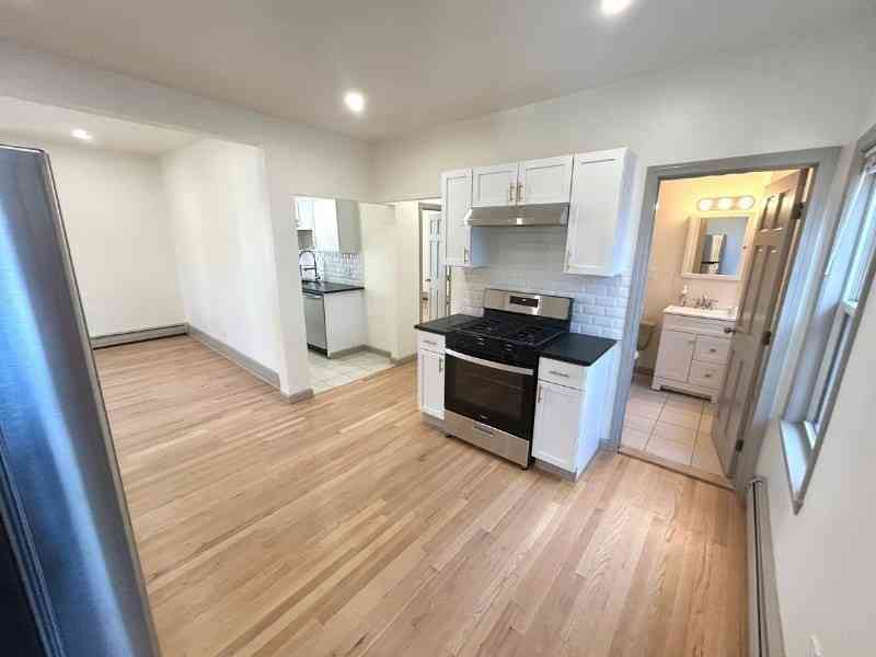 Apartment For Rent - 116 Prospect Street #1<br/> Somerville, MA 02143
