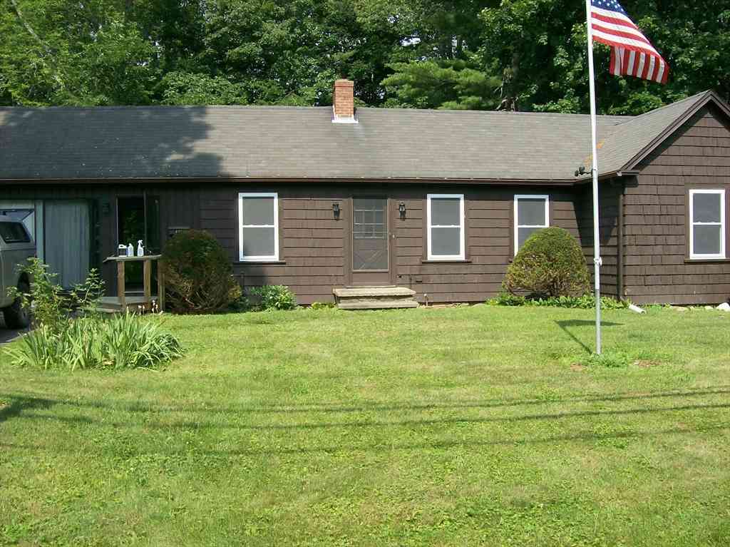 Homes For Rent - 480 Pleasant Street<br/> Leicester, MA 01524
