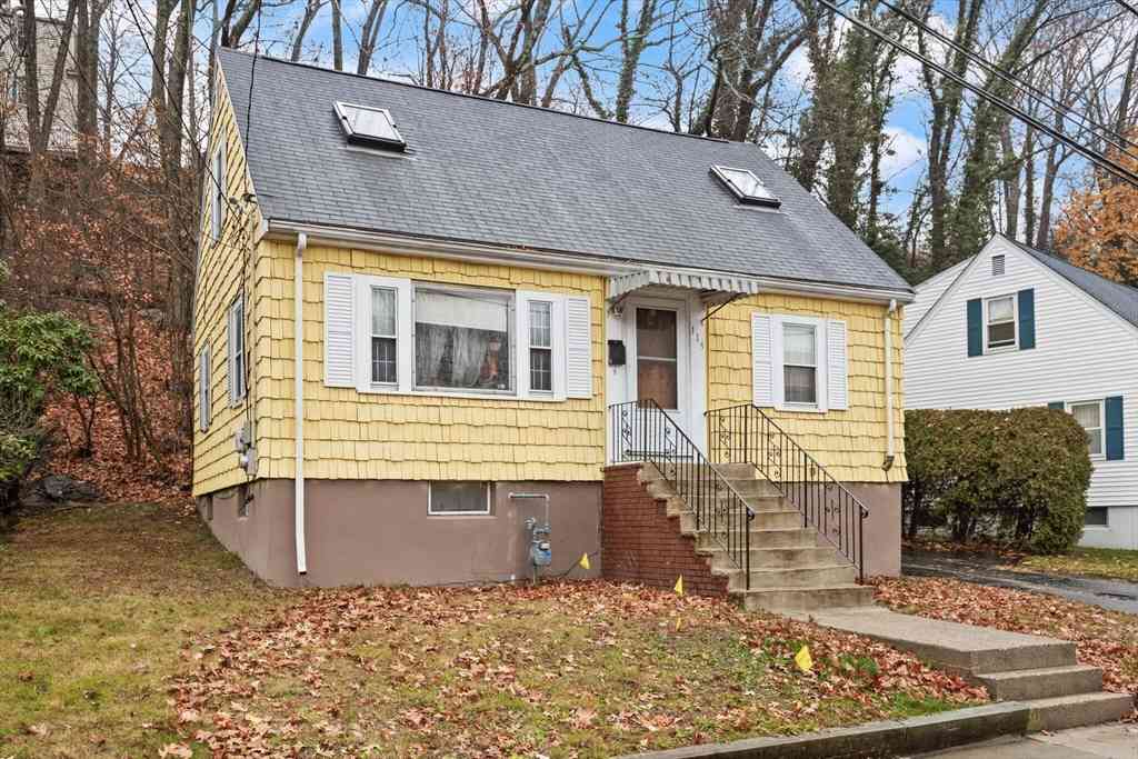 Homes For Sale - 115 Windham Rd<br/> Boston, MA 02136