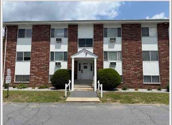 Condo For Rent - 5 Turnpike #113<br/> Townsend, MA 01469