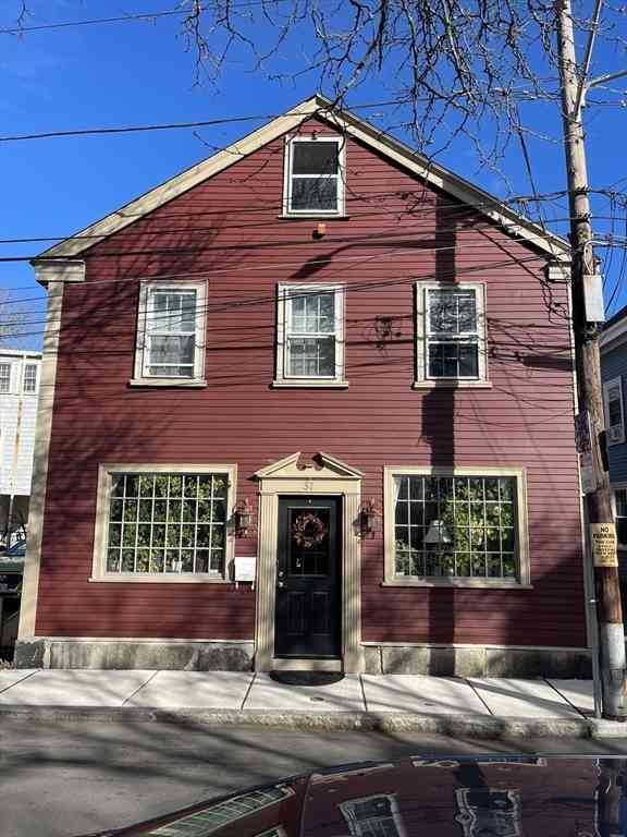 Apartment For Rent - 37 Turner Street #2<br/> Salem, MA 01970