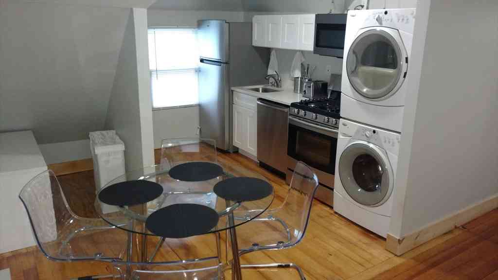 Apartment For Rent - 12 Bennett St #3<br/> Boston, MA 02135