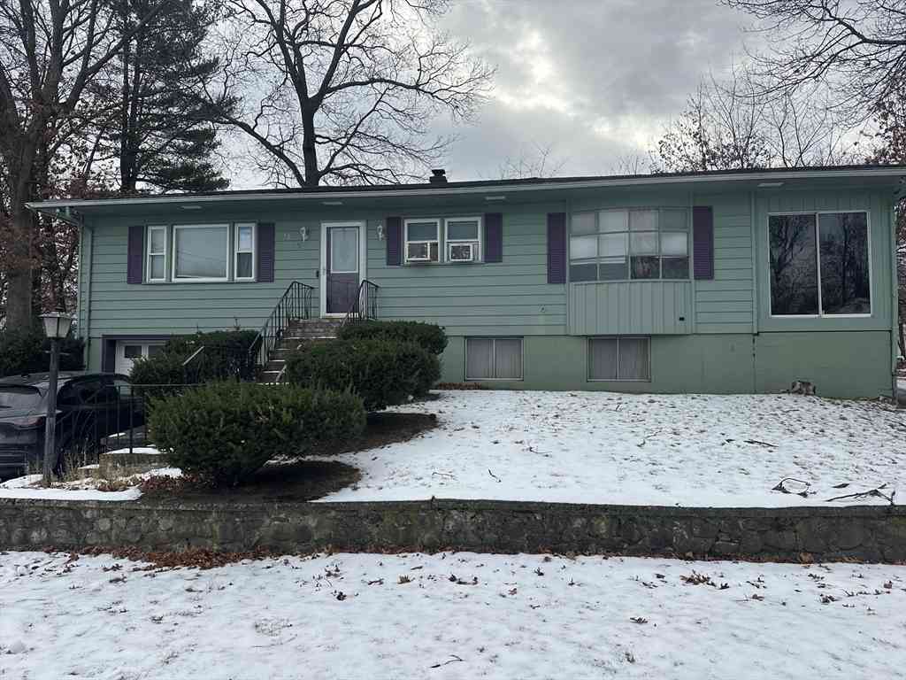 Homes For Rent - 78 Lorenzo Circle<br/> Methuen, MA 01844
