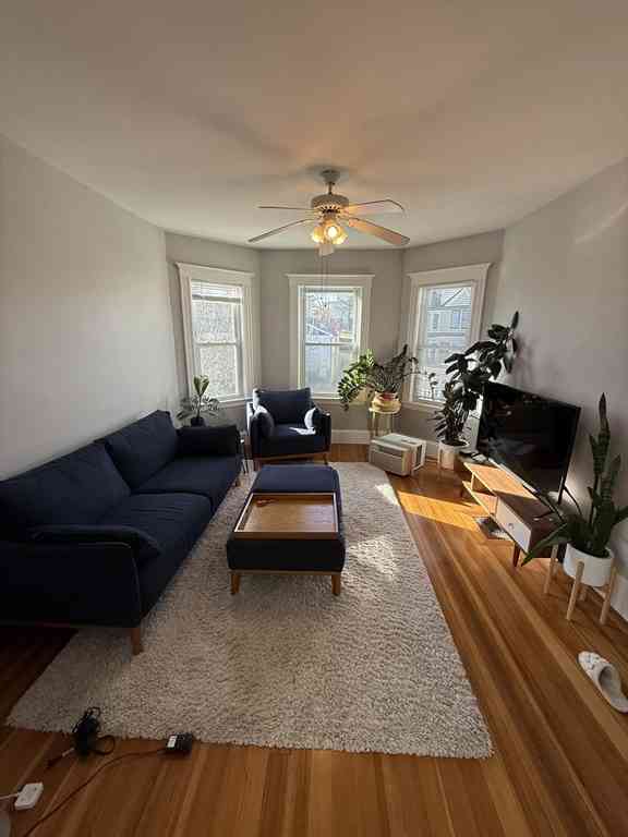 Apartment For Rent - 126 Neponset Ave #3<br/> Boston, MA 02122
