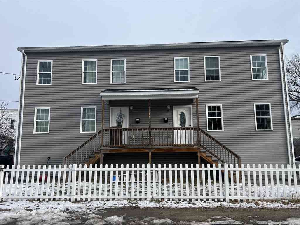 Condo For Rent - 15 Gale St. #1<br/> Lawrence, MA 01841