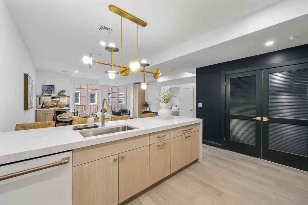 Condo For Sale - 51 North Margin St #1<br/> Boston, MA 02113