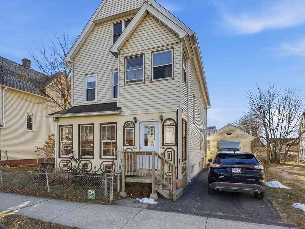 Apartment For Rent - 658 Main Street #2<br/> West Springfield, MA 01089