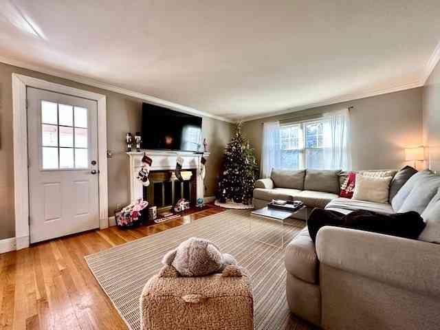 Apartment For Rent - 108 Withington Rd #1<br/> Newton, MA 02460