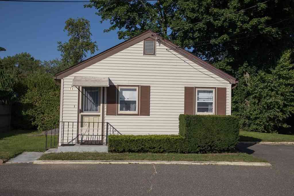 Homes For Rent - 11 Cordiali Colony Lane<br/> Wales, MA 01081