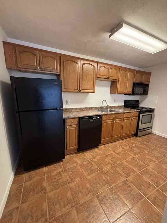 Apartment For Rent - 270 Quarry Street #36<br/> Quincy, MA 02169