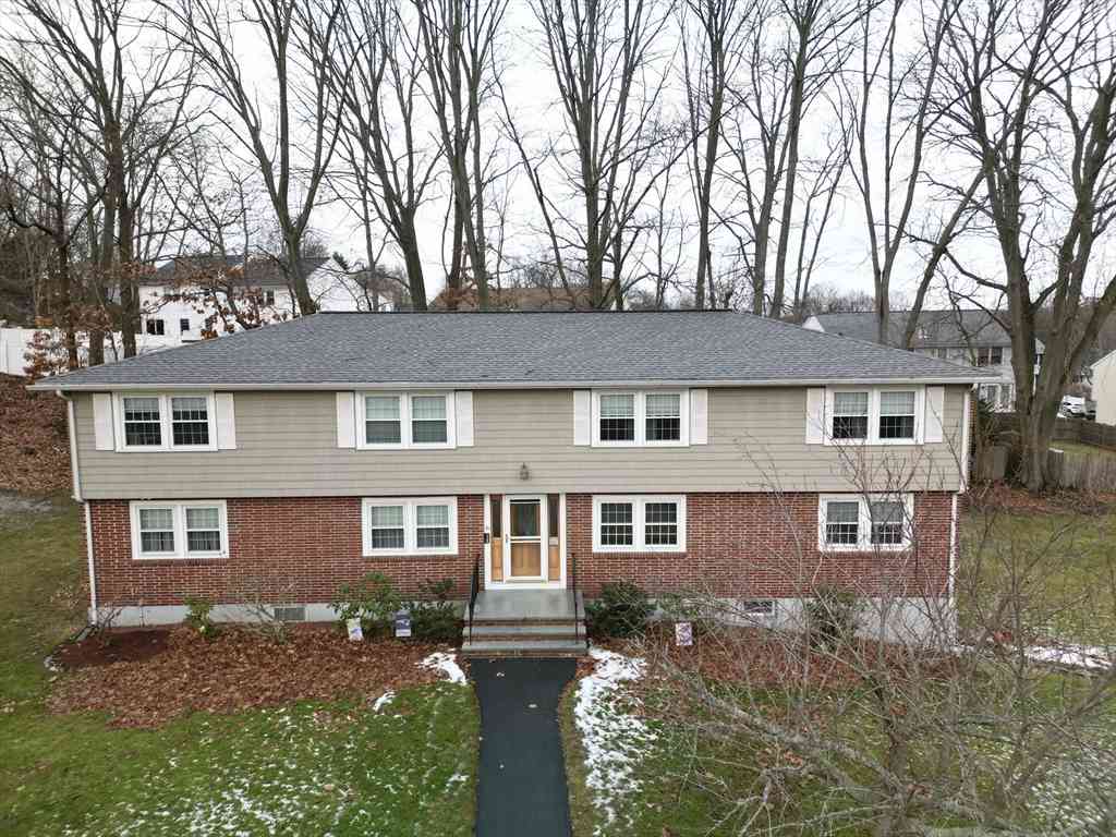 Apartment For Rent - 6 Franzone Drive #B<br/> Haverhill, MA 01835