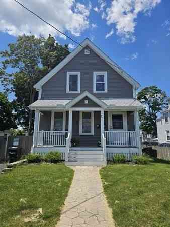 Apartment For Rent - 21 Lincoln St #2<br/> Reading, MA 01867