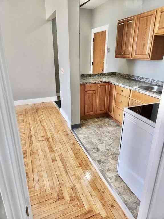 Apartment For Rent - 15 N Main St #11<br/> Attleboro, MA 02703