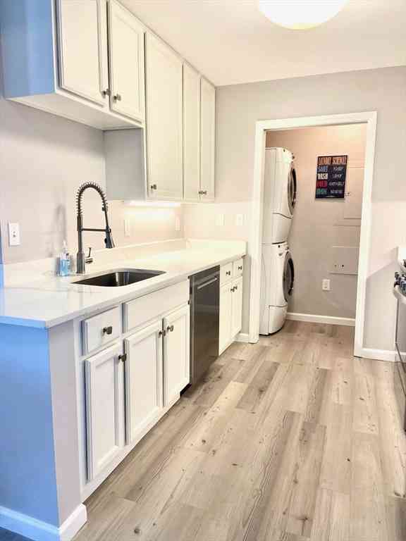 Condo For Rent - 36 Village Road #306<br/> Middleton, MA 01949