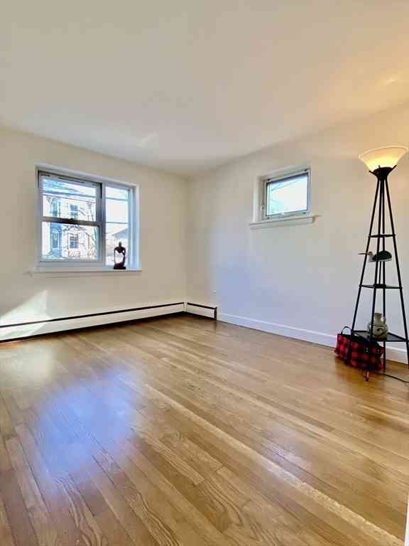 Condo For Rent - 105 Chestnut St #2<br/> Brookline, MA 02455