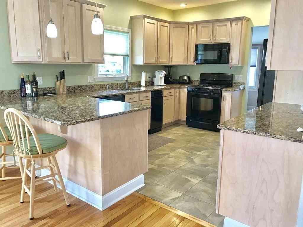 Homes For Rent - 37 R Street Winter Rental #MAR TO JUN<br/> Hull, MA 02045