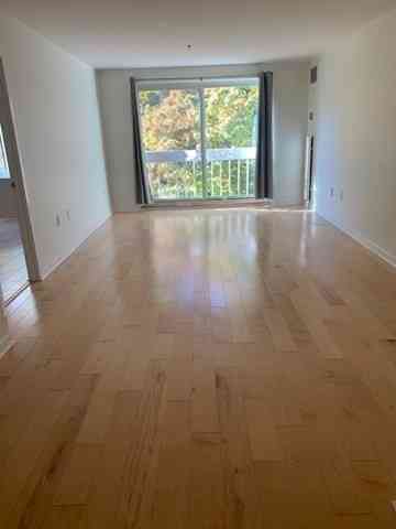 Condo For Rent - 950 Massachusetts Ave #2B<br/> Cambridge, MA 02139