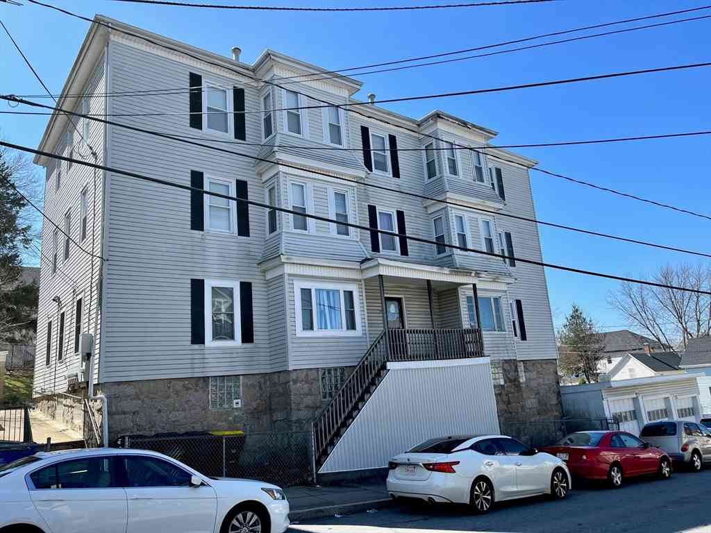 Apartment For Rent - 233 Division St. #2E<br/> Fall River, MA 02720