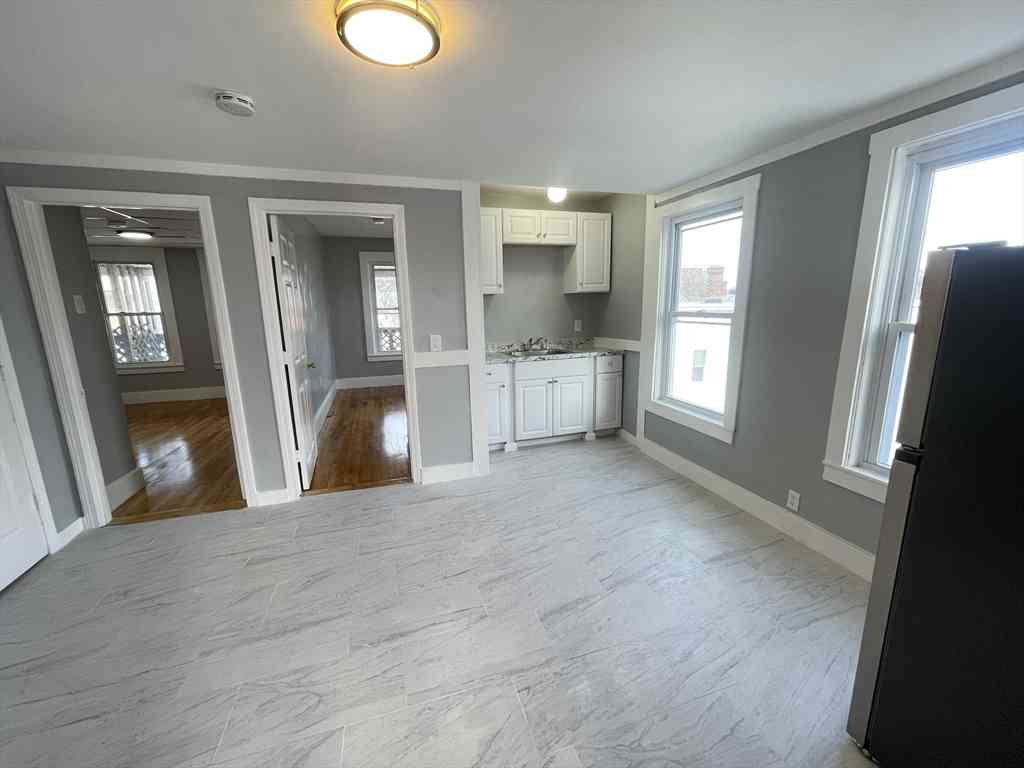 Apartment For Rent - 12 Birch Street #5<br/> Fitchburg, MA 01420