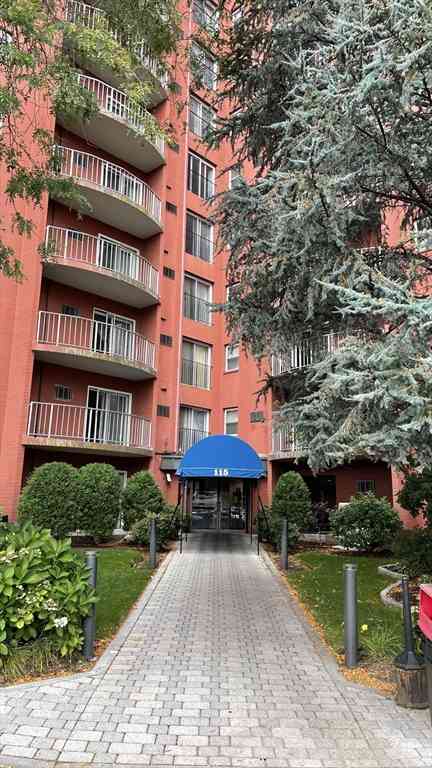 Condo For Rent - 115 W Squantum St #613<br/> Quincy, MA 02171