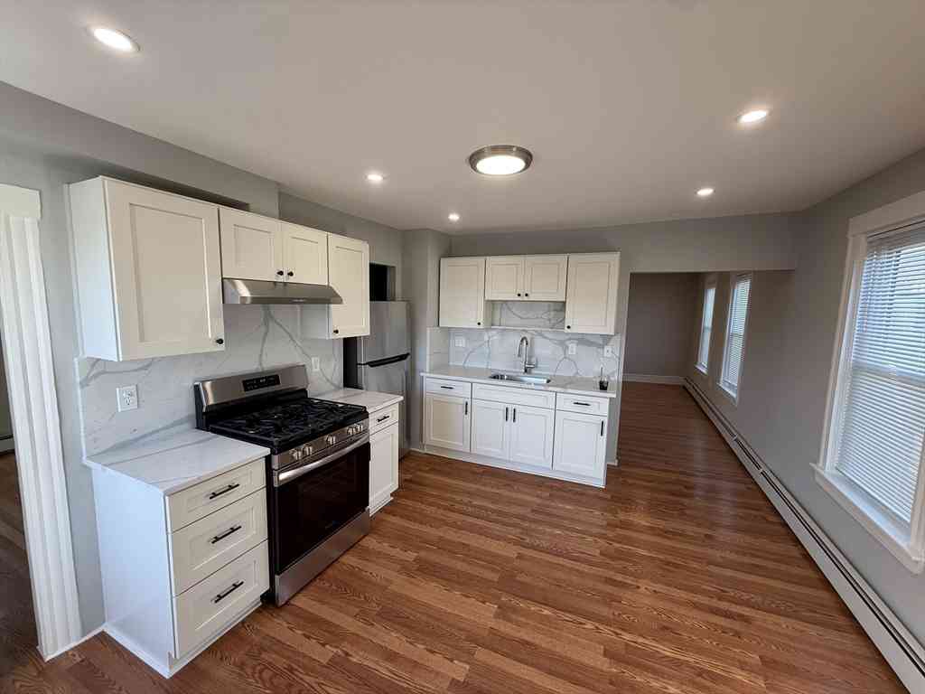 Condo For Rent - 1922 Columbus Ave #2<br/> Boston, MA 02119