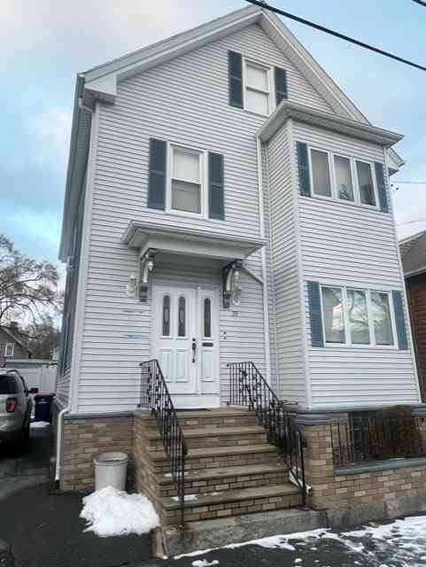 Apartment For Rent - 39 Bay Street #1<br/> New Bedford, MA 02740