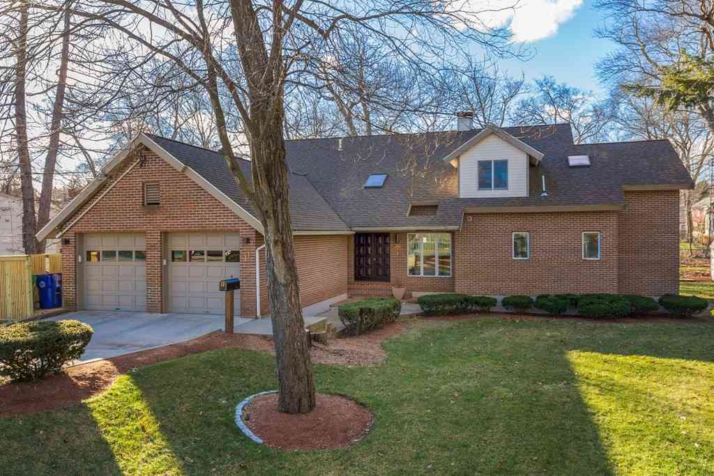 Homes For Rent - 11 Beethoven Ave<br/> Newton, MA 02468