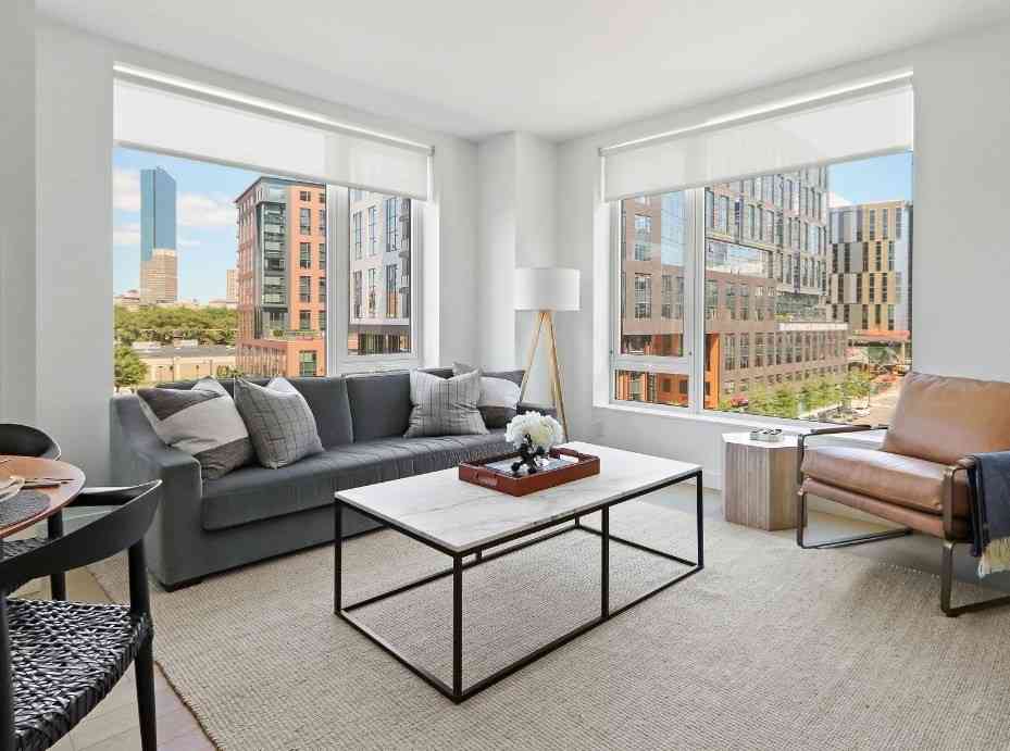 Apartment For Rent - 390 Harrison Avenue #814<br/> Boston, MA 02118