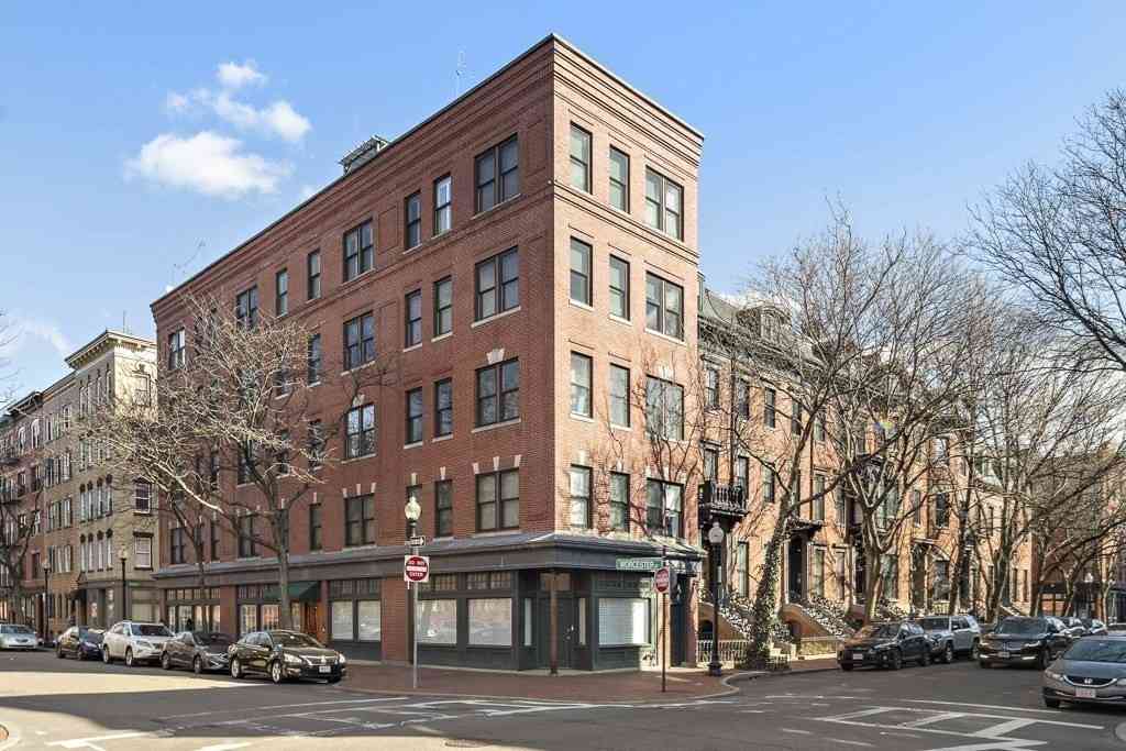 Condo For Rent - 486 Shawmut Avenue #1<br/> Boston, MA 02118