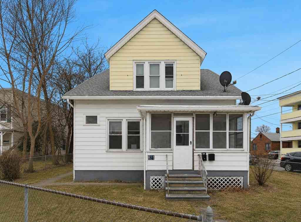 Multifamily For Rent - 621 Chicopee St<br/> Chicopee, MA 01013
