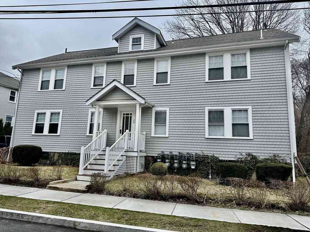 Apartment For Rent - 24 Brook Rd #3<br/> Quincy, MA 02169