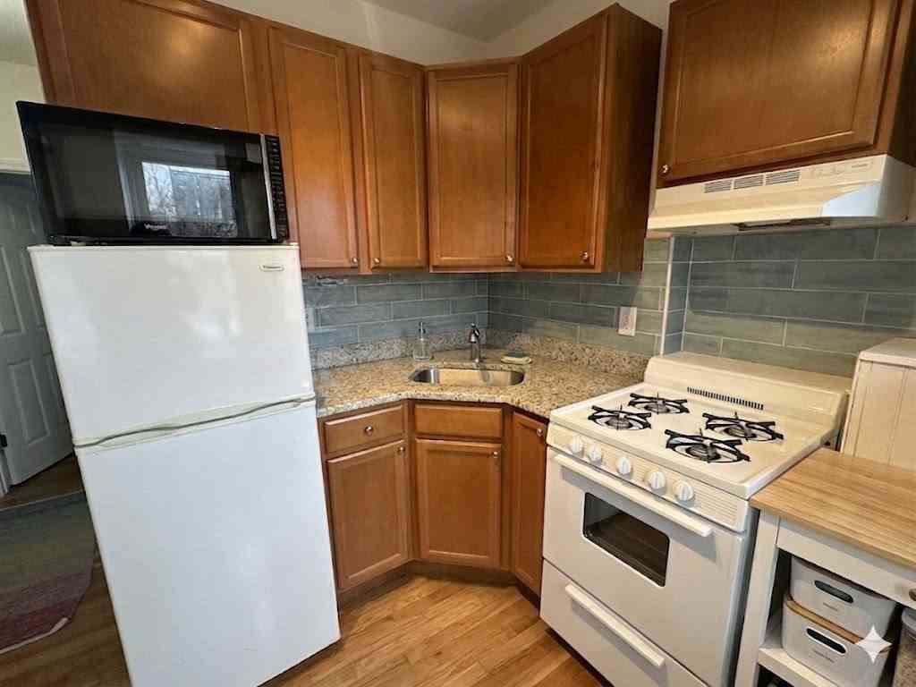Apartment For Rent - 1056 Cambridge St #2F<br/> Cambridge, MA 02141