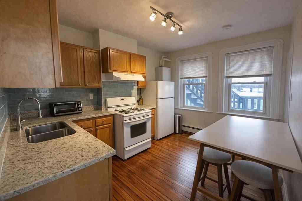 Apartment For Rent - 1056 Cambridge St #4R<br/> Cambridge, MA 02139