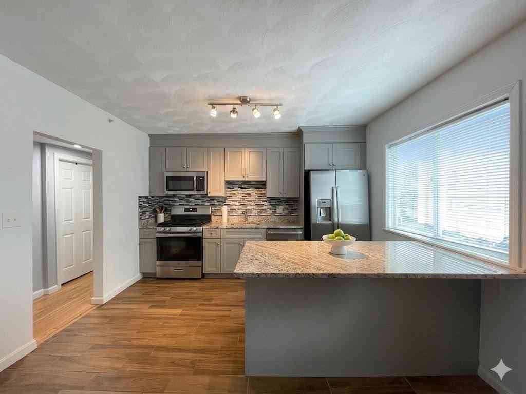 Apartment For Rent - 48 Derby St #1<br/> Somerville, MA 02144