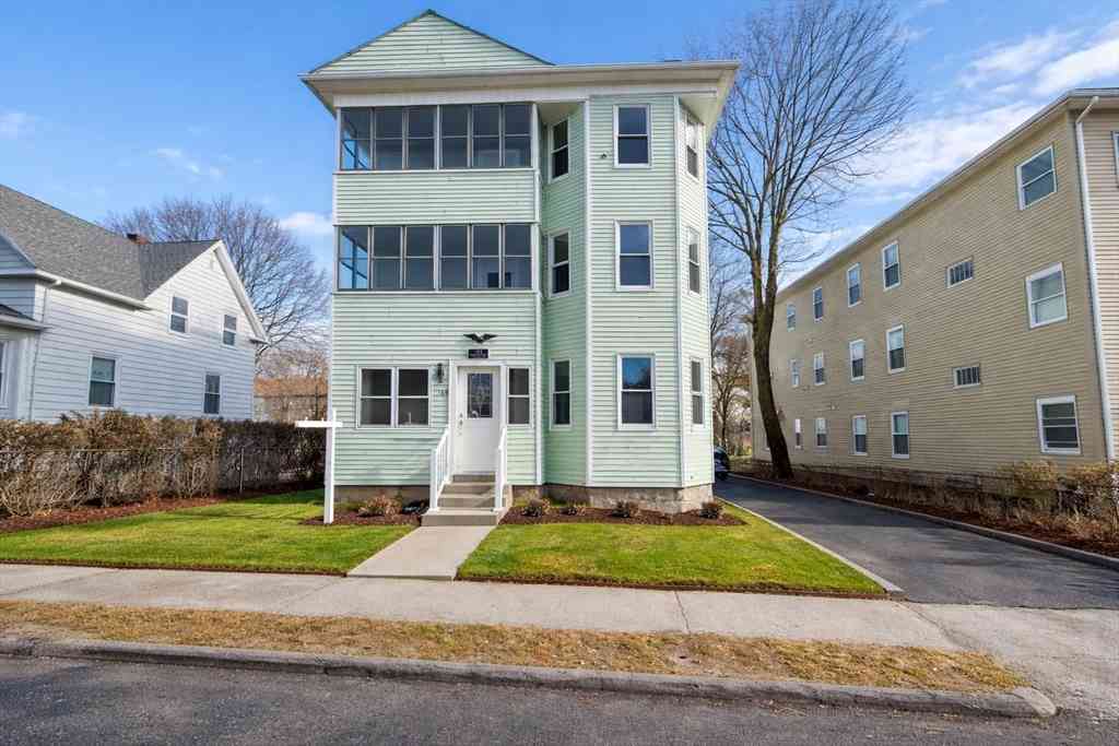 Apartment For Rent - 169 Fairmont Ave #1<br/> Worcester, MA 01604