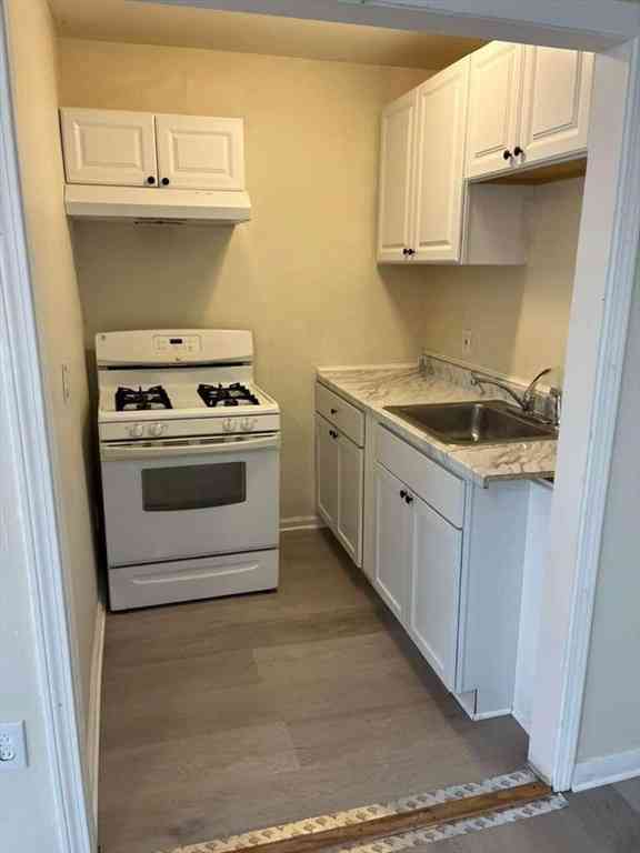 Apartment For Rent - 166 Hall St #2<br/> Fall River, MA 02724