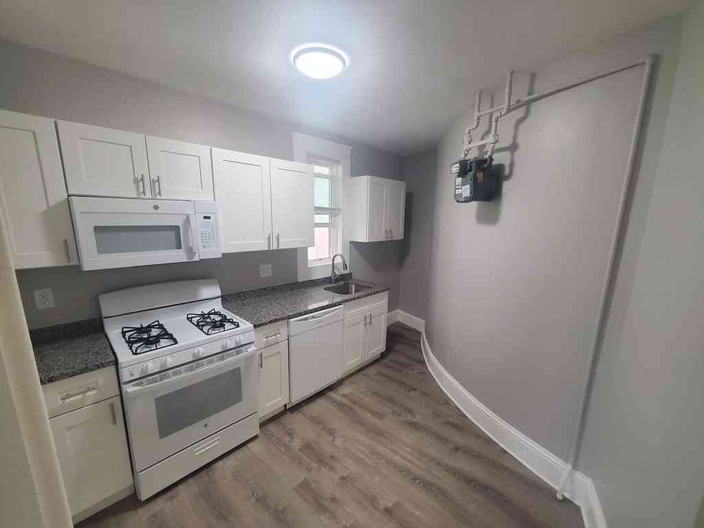 Apartment For Rent - 738 Washington Street #33<br/> Norwood, MA 02062
