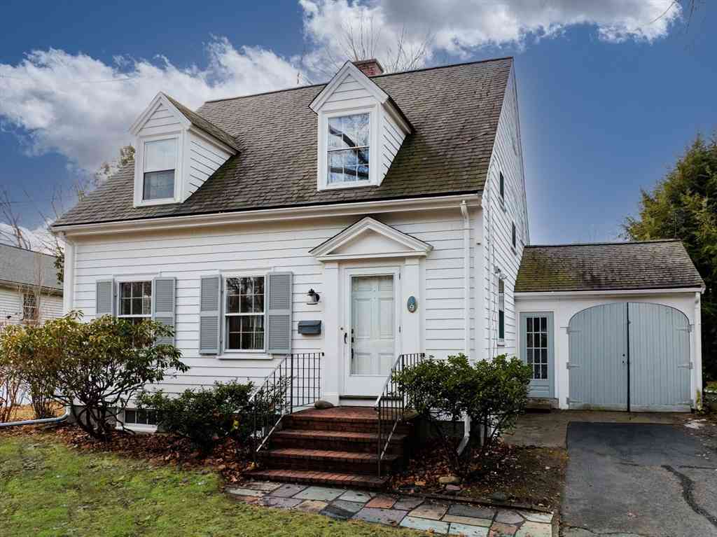 Homes For Sale - 9 Hillside Terrace<br/> Middlesex County, Lexington, MA 02420