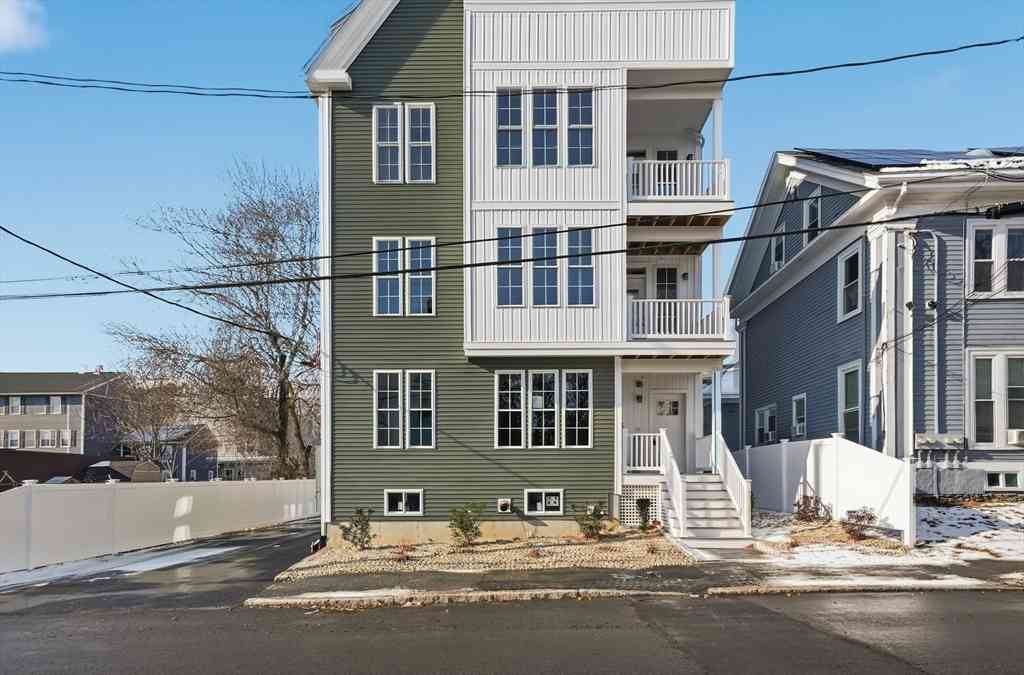Homes For Sale - 8 Vine Street #3<br/> Haverhill, MA 01830
