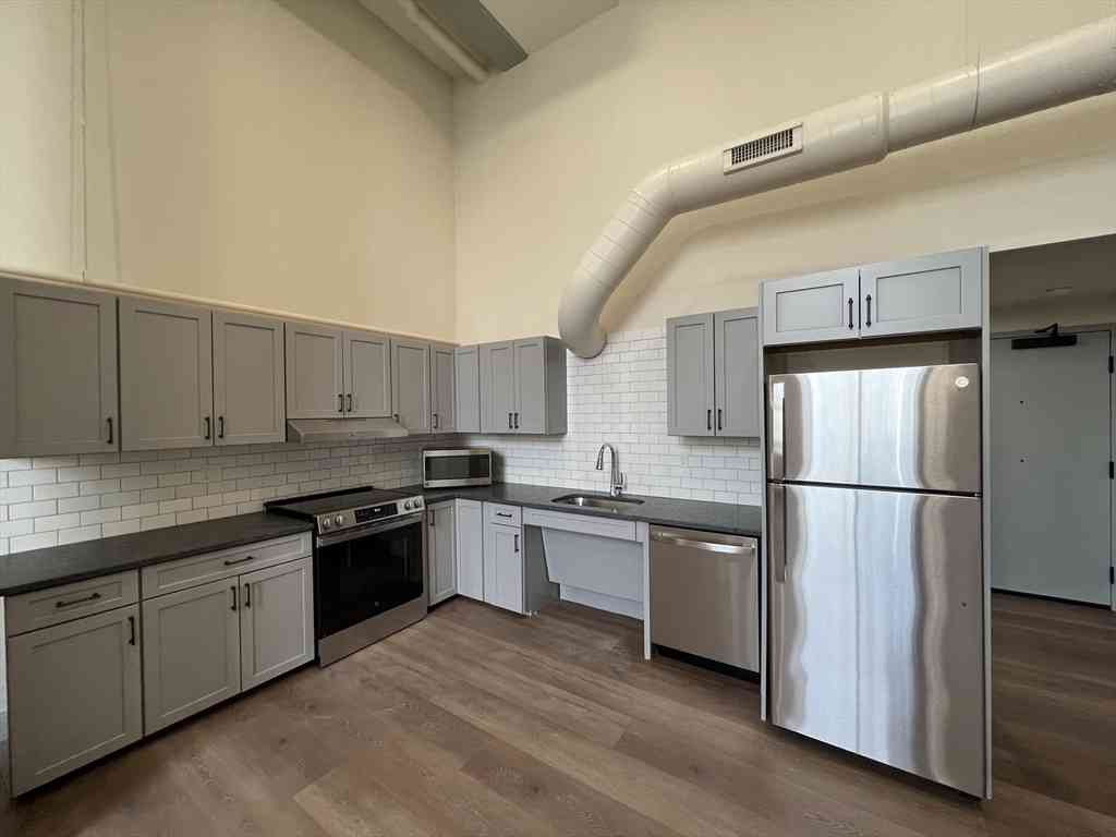 Homes For Rent - 160 Seabury Street #24<br/> Fall River, MA 02720